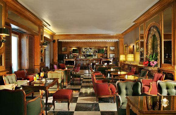 The Spy Bar | Photo: The Palacio Hotel