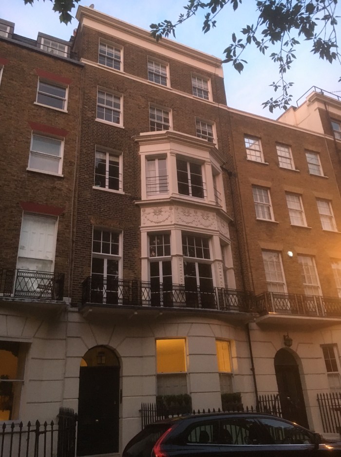 Photo: Literary007.com